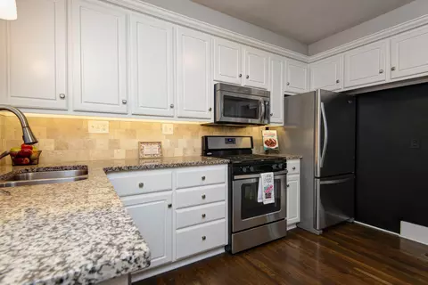 Kitchen - 420 E Loren St, Springfield, MO 65807 photo 3 of 3