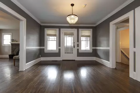 Living - 420 E Loren St, Springfield, MO 65807 photo 4 of 5