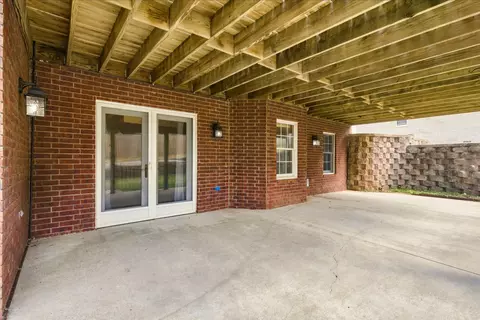 Exterior - 208 Miller Way, Monett, MO 65708 photo 4 of 9