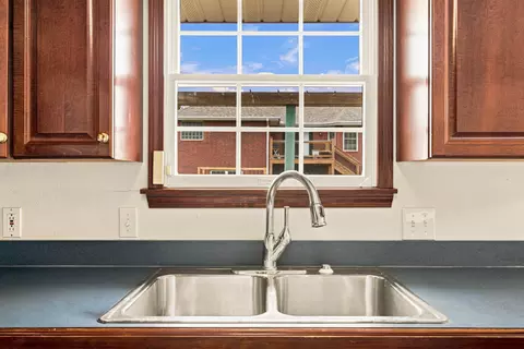 Kitchen - 208 Miller Way, Monett, MO 65708 photo 4 of 5