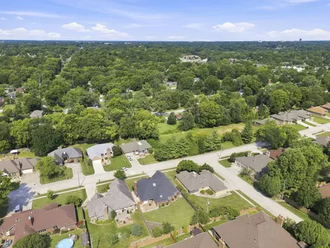 View/Area - 3214 S Oak Ave, Springfield, MO 65804 photo 2 of 5