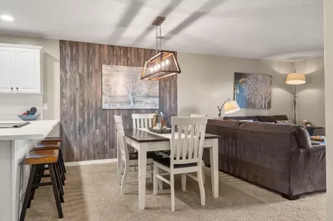 Dining - 161 Avondale Dr #5, Branson, MO 65616 photo 2 of 5