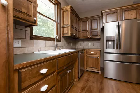 Kitchen - 1910 N Farm Road 97, Springfield, MO 65802 photo 5 of 5