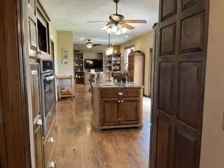 Entry Way - 1910 N Farm Road 97, Springfield, MO 65802 photo 2 of 3