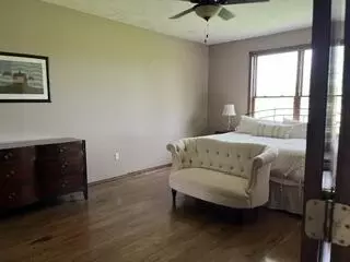 Bedroom - 1910 N Farm Road 97, Springfield, MO 65802 photo 3 of 7