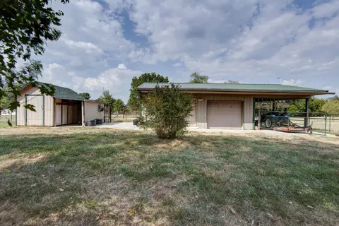 Exterior - 1910 N Farm Road 97, Springfield, MO 65802 photo 2 of 8