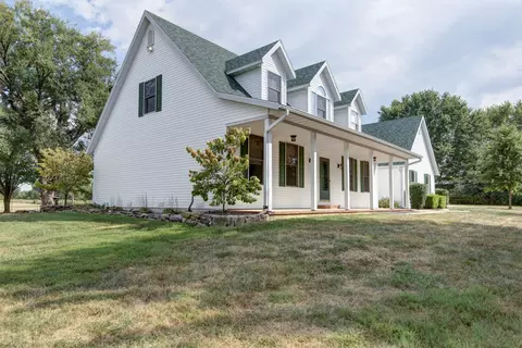 Exterior - 1910 N Farm Road 97, Springfield, MO 65802 photo 7 of 8