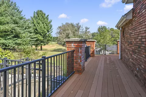 Exterior - 929 S Mumford Dr, Springfield, MO 65809 photo 13 of 14