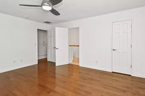 Bedroom - 929 S Mumford Dr, Springfield, MO 65809 photo 7 of 12