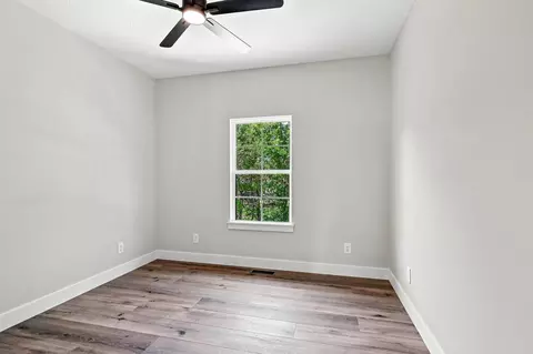 Bedroom - 303 Crystal Valley Rd, Clever, MO 65631 photo 3 of 6
