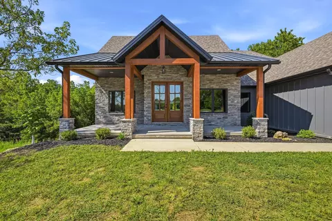 Exterior - 303 Crystal Valley Rd, Clever, MO 65631 photo 4 of 8