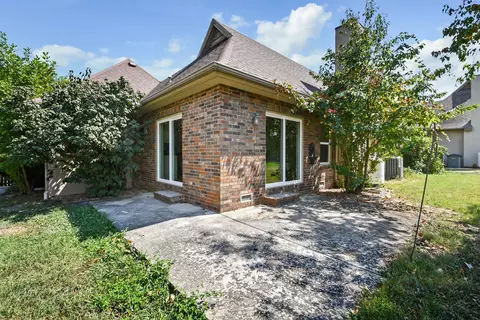 Exterior - 8605 E Interlochen Dr, Nixa, MO 65714 photo 6 of 7