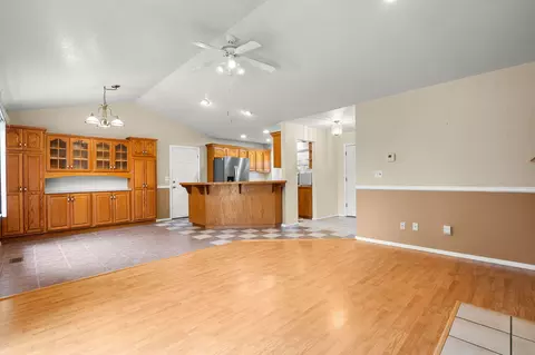 Living - 2597 Talking Rocks Rd, Branson West, MO 65737 photo 3 of 9