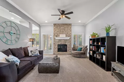 Living - 2426 S April Ave, Springfield, MO 65807 photo 1 of 2