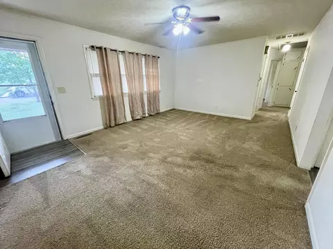 Living - 2563 N Franklin Ave, Springfield, MO 65803 photo 1 of 1
