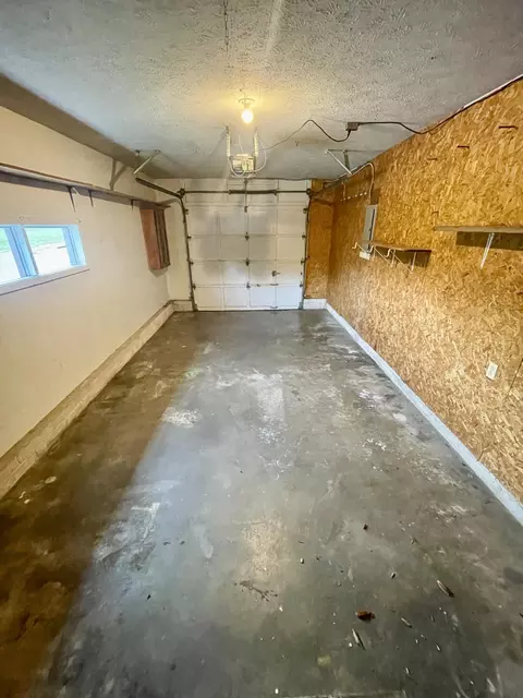 Other - 2563 N Franklin Ave, Springfield, MO 65803 photo 2 of 4