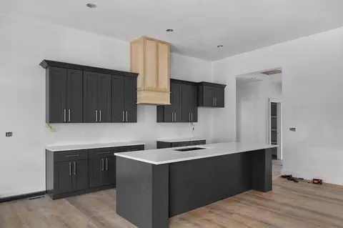 Kitchen - 1775 W Gaslight Dr, Springfield, MO 65810 photo 1 of 2