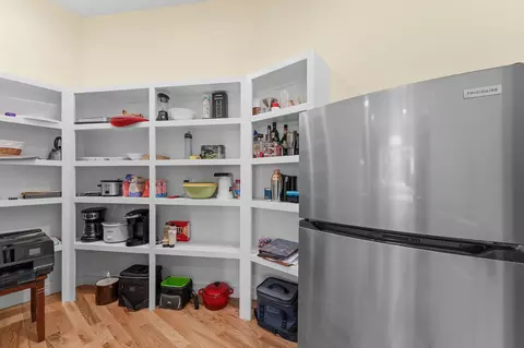 Kitchen - 105 Pinehurst Ct, Branson, MO 65616 photo 4 of 4