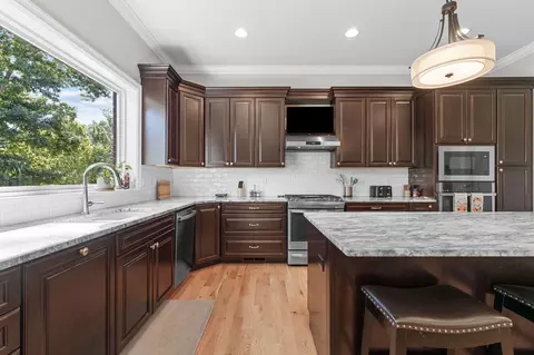 Kitchen - 105 Pinehurst Ct, Branson, MO 65616 photo 3 of 4