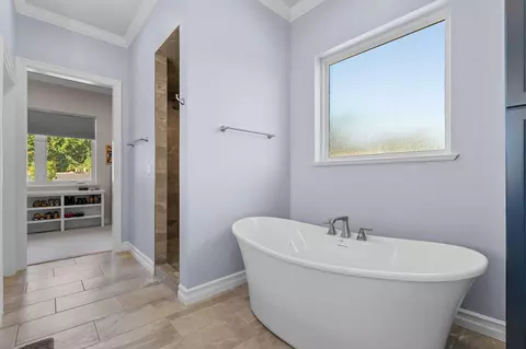 Bath - 105 Pinehurst Ct, Branson, MO 65616 photo 3 of 6