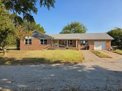 4523 Walleye Rd, Wentworth, MO 64873