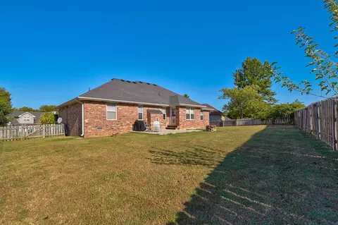Exterior - 5134 S Sterling Ct, Springfield, MO 65810 photo 9 of 9