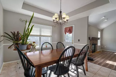 Dining - 5134 S Sterling Ct, Springfield, MO 65810 photo 2 of 3