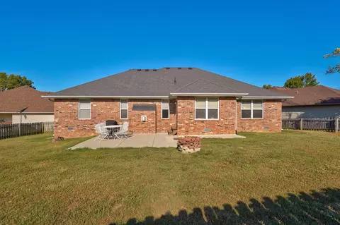 Exterior - 5134 S Sterling Ct, Springfield, MO 65810 photo 8 of 9