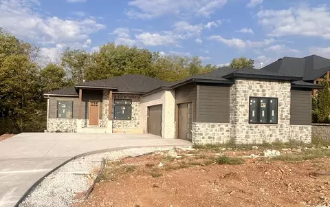 Exterior - 6147 S Hampton Ave, Springfield, MO 65810 photo 2 of 6