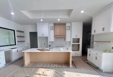 Kitchen - 6147 S Hampton Ave, Springfield, MO 65810 photo 1 of 4