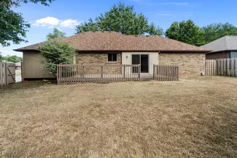 Exterior - 751 S Sparks Ave, Springfield, MO 65802 photo 8 of 10