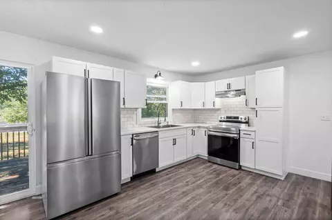 Kitchen - 3138 W Crestview St, Springfield, MO 65807 photo 1 of 3