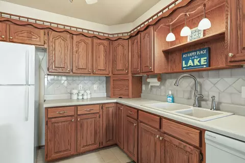Kitchen - 150 Sunken Forest Dr # 241, Forsyth, MO 65653 photo 5 of 6