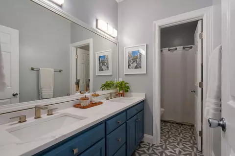 Bath - 4907 S Clay Ct, Springfield, MO 65810 photo 1 of 6