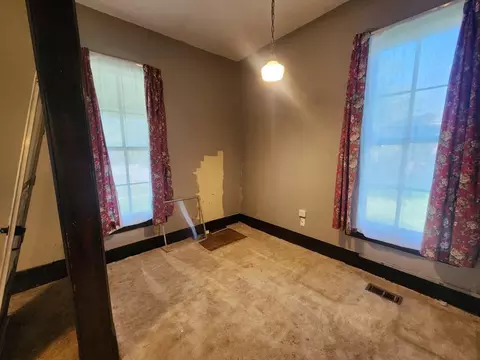 Bedroom - 311 E Franklin St, Clinton, MO 64735 photo 1 of 5