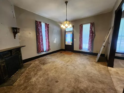 Living - 311 E Franklin St, Clinton, MO 64735 photo 1 of 3