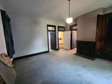Living - 311 E Franklin St, Clinton, MO 64735 photo 2 of 3