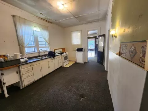 Entry Way - 311 E Franklin St, Clinton, MO 64735 photo 1 of 1