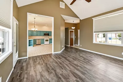 Living - 605 W Chandler Dr, Willard, MO 65781 photo 3 of 8