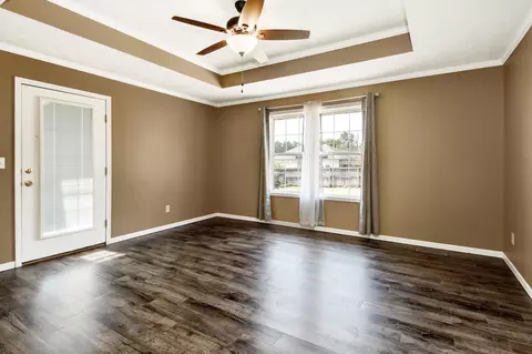 Living - 605 W Chandler Dr, Willard, MO 65781 photo 7 of 8