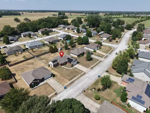 View/Area - 605 W Chandler Dr, Willard, MO 65781 photo 2 of 3