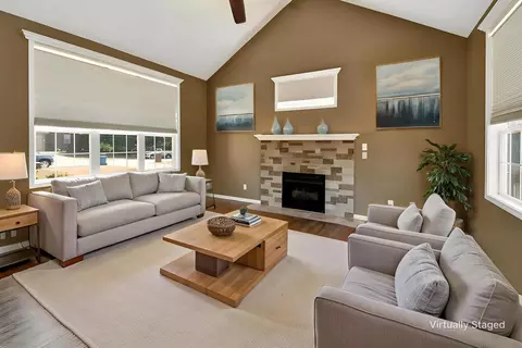 Living - 605 W Chandler Dr, Willard, MO 65781 photo 1 of 8
