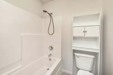 Bath - 605 W Chandler Dr, Willard, MO 65781 photo 7 of 7