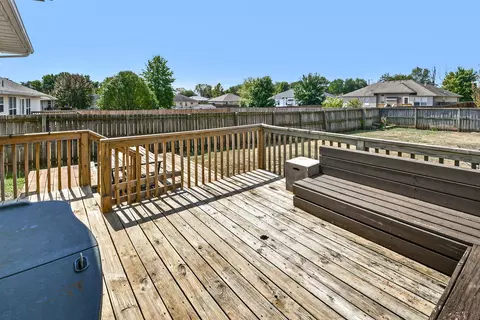 Exterior - 605 W Chandler Dr, Willard, MO 65781 photo 6 of 11