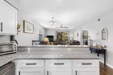 Kitchen - 146 Bunker Ridge Dr #1, Branson, MO 65616 photo 4 of 5