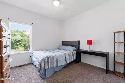 Bedroom - 43 Oakridge Dr, Pineville, MO 64856 photo 4 of 7