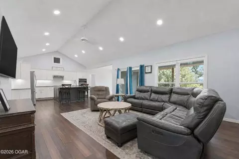 Other - 43 Oakridge Dr, Pineville, MO 64856 photo 1 of 8
