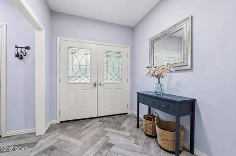 Entry Way - 43 Oakridge Dr, Pineville, MO 64856 photo 1 of 1