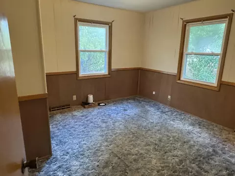 Bedroom - 18533 Maple St, Preston, MO 65732 photo 3 of 4