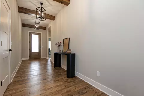 Entry Way - 6002 S Kings Ave, Springfield, MO 65810 photo 2 of 3